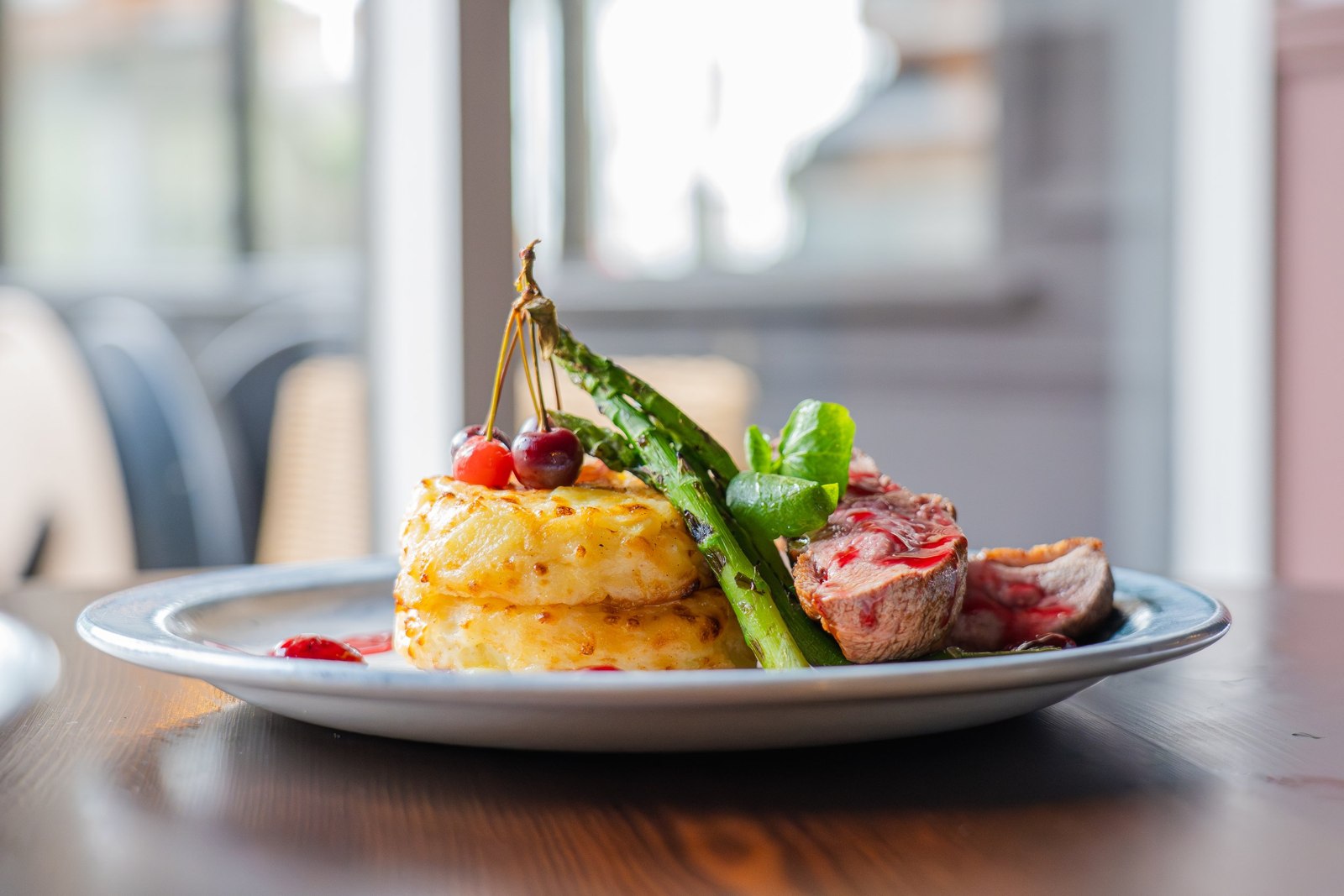 Blakes Bistro & Wine Bar — business image